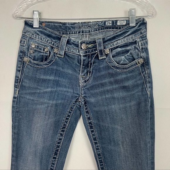 Miss Me Y2K Vintage Signature Boot Medium Wash Low Rise Jeans Size 26 - Picture 3 of 11